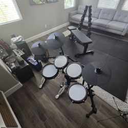 Alesis NitroMax 8 Piece Electronic Drum Kit - Includes Simmons Amp