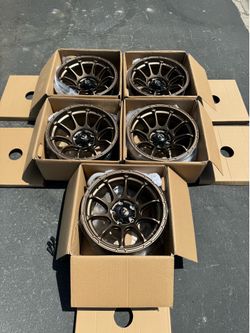 Brand New 5x127 Jeep Wrangler and Gladiator 17” Fuel “Variant” Off-road Wheels