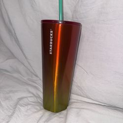 2022 Starbucks Summer Gradient 