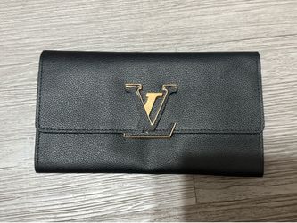 women’s accessory