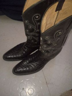Lucchese black calman belly cowboy boots..