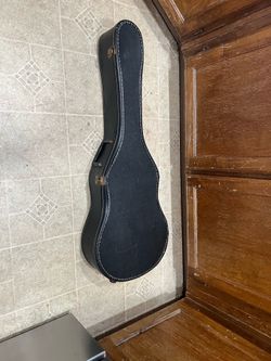 Conservarte Etude Guitar with Hard Case