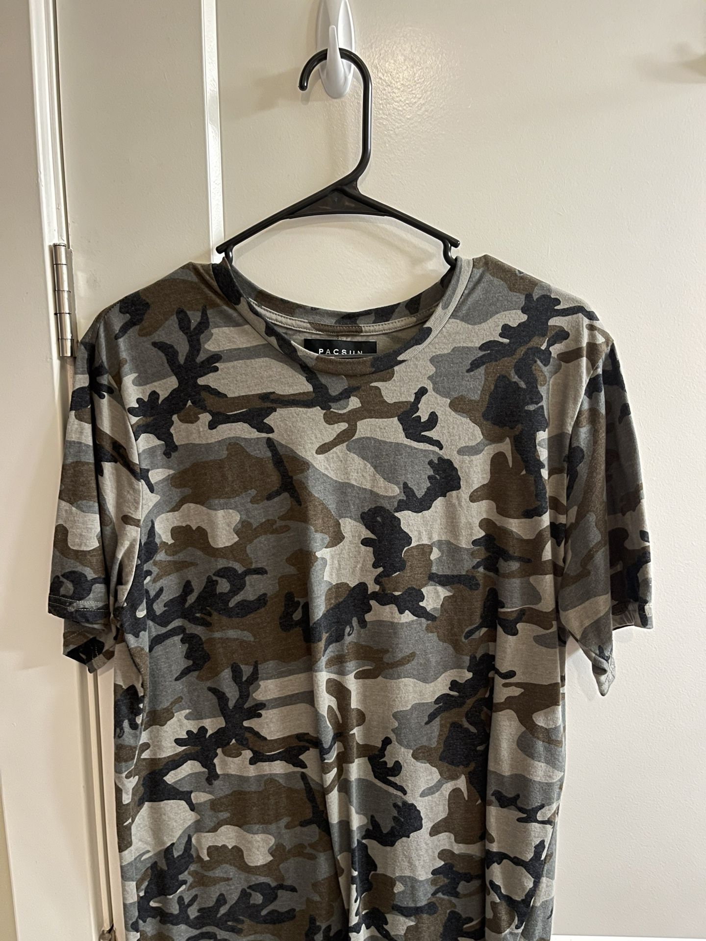 Pacsun Camo T Shirt 👕 🚨 