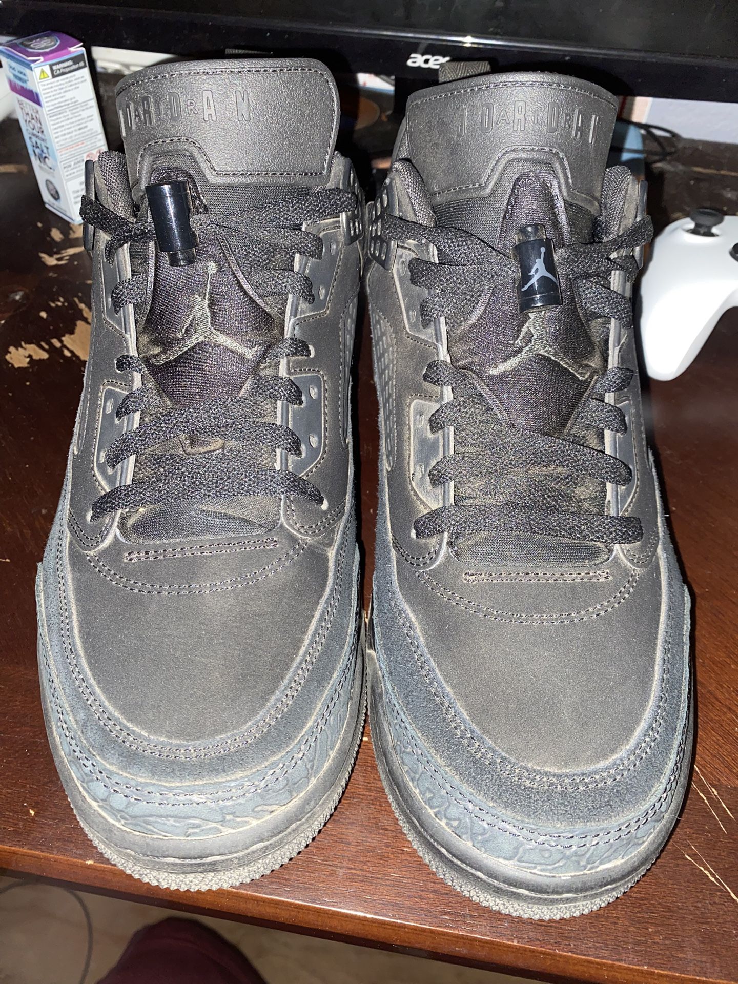 Jordan Spizikes All Black
