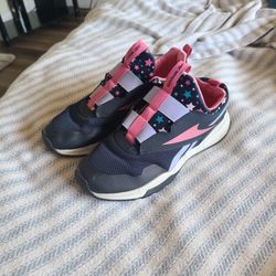 Girls Reebok Shoe Size 6.5