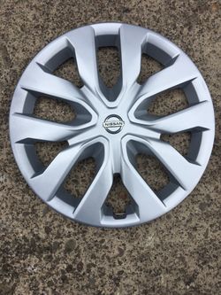 Nissan 17” Hub Caps Used