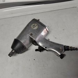 Air Gun For Compressor  $20 Trabaja Bien