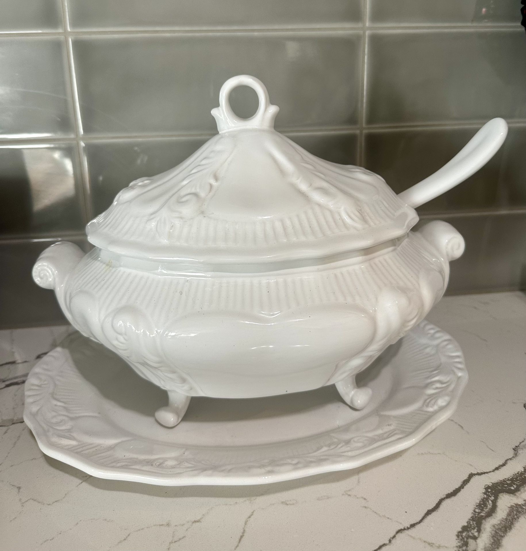 NEW Soup Tureen With Ladle