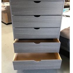 5 Drawer Dresser