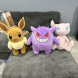 Big Pokemon Plushie’s 