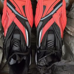 BALENCIAGA TYREX Sneaker DA Cancellare BLACK/RED 37EUR 7US