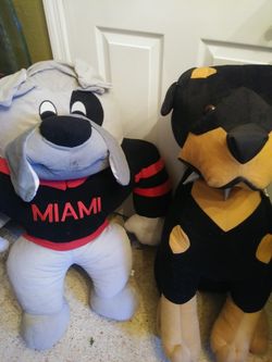 2 LARGE STUFF DOGS!! ROTTWEILER & BULLDOG.
