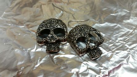 Earings