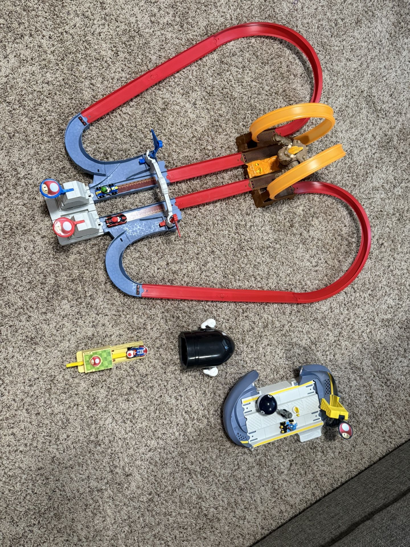 Mario Kart Race Track Lot 