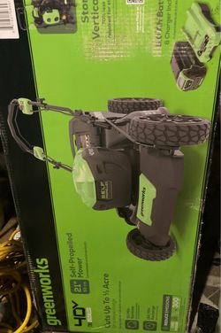 Greenworks 40V 21" Self-Propelled Lawn Mower