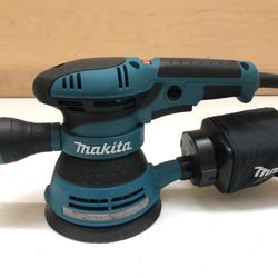 MAKITA CORDED VARIABLE SPEED RANDOM NEW 