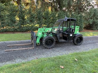 2016 Genie GTH5519 Telehandler - 5.5K LB Lift - 2,170 Hours