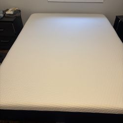 Hybrid Queen Mattress+ Base
