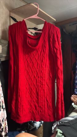Widsor Red sweater