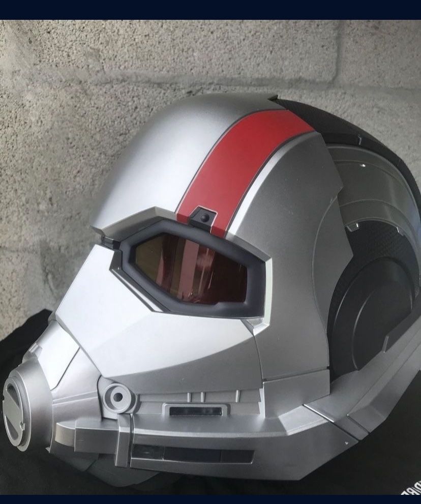 Marvel Electronic Helmet With Box