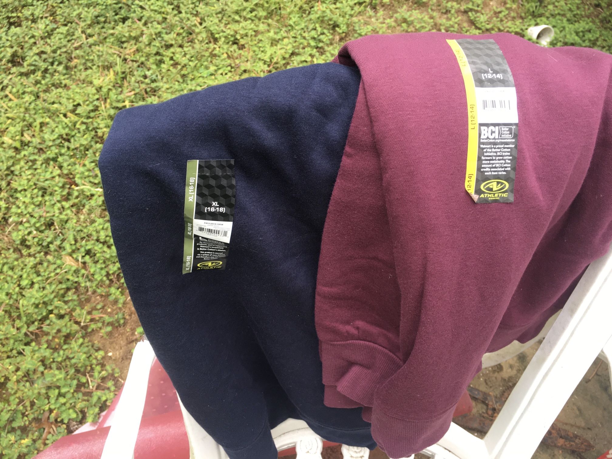 New Sweatshirts Unisex L-XL