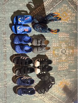 Boys 9C shoes