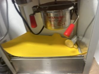 Large Pop Corn Maker