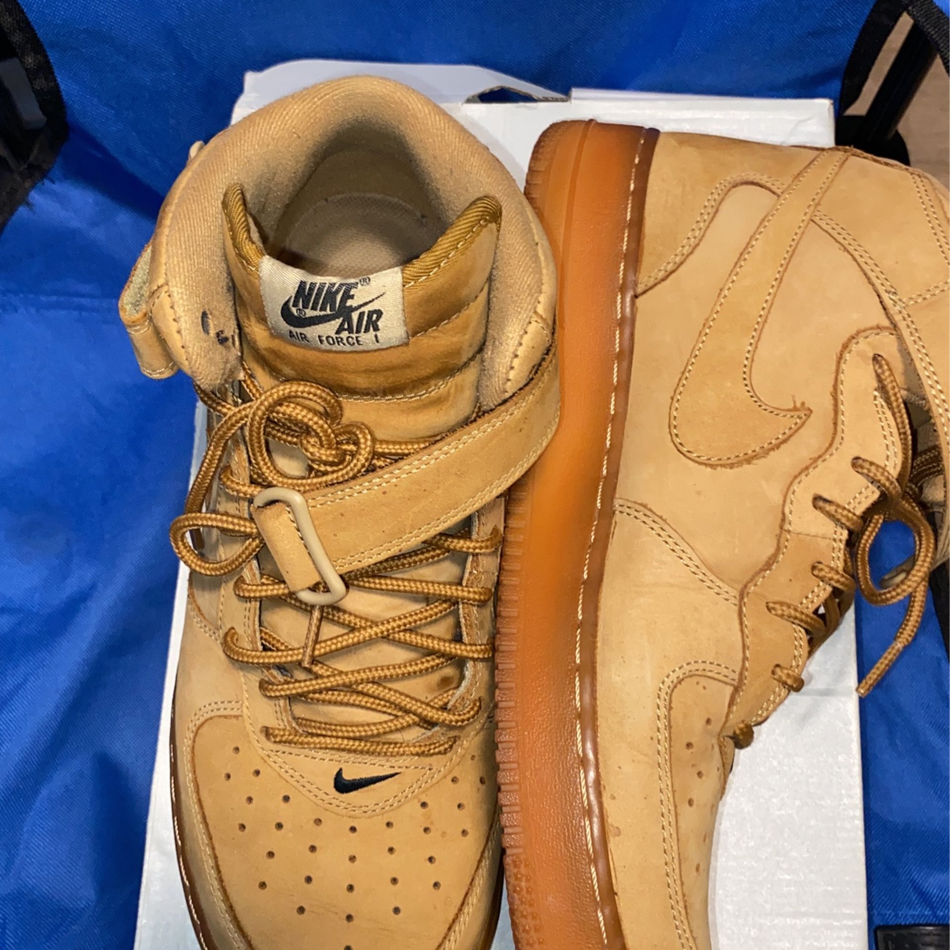 Air Force 1 MID ‘07 PRM QS SIZE 10