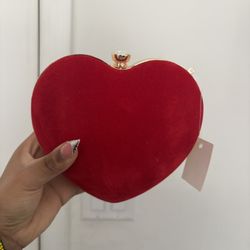brand new heart clutch purse