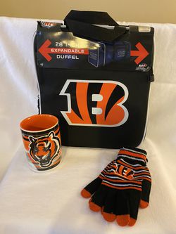 Cincinnati Bengals duffle bag coffee mug gloves