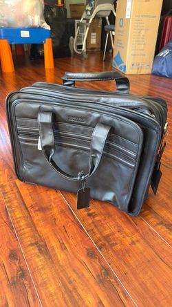 Kenneth Cole Black Leather Laptop Briefcase with Tags