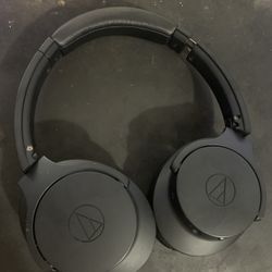 Audio-Technica ATH-ANC900BT QuietPoint Wireless Active Noise-Cancelling Headphones
