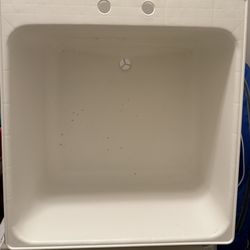 Utility Tub