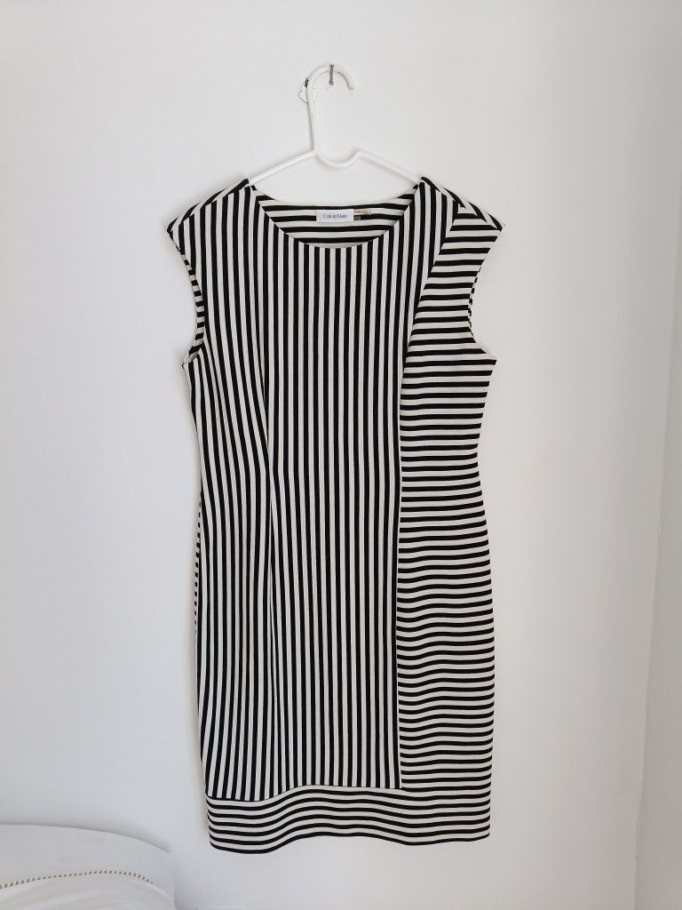 Calvin Klein Black And White Stripes Dress 10