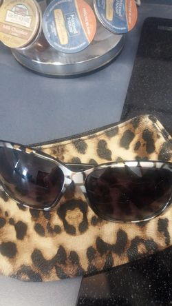 BLACK FASHION SUNGLASSES & CASE