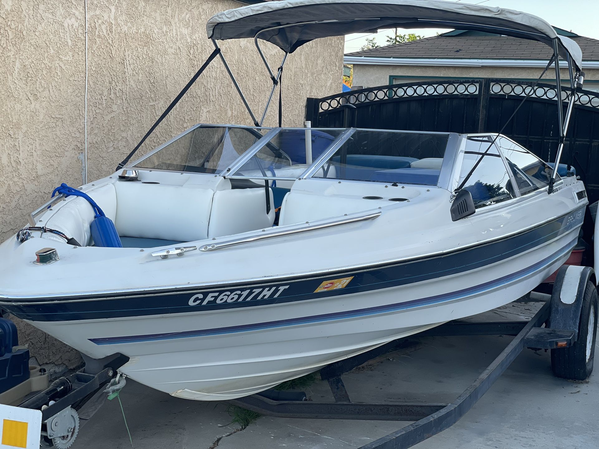 1989 Bayliner Capri Boat W Trailer 