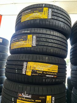 ✔️📲225/50/17 vendo set de llantas nuevas headway