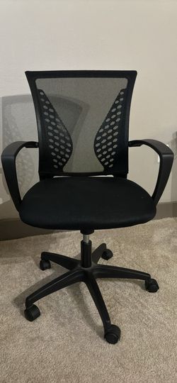 2 Revolving chairs 25 dollars each