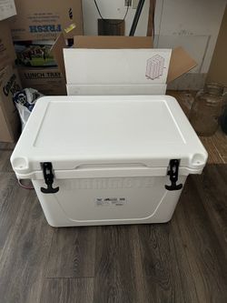 Ice Chest Cooler