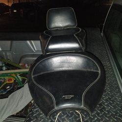 Mustang brand motorcycle seat for Harley Davidson