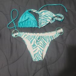 Vix Bikini ,teal, Size Medium,  Reversible Top.