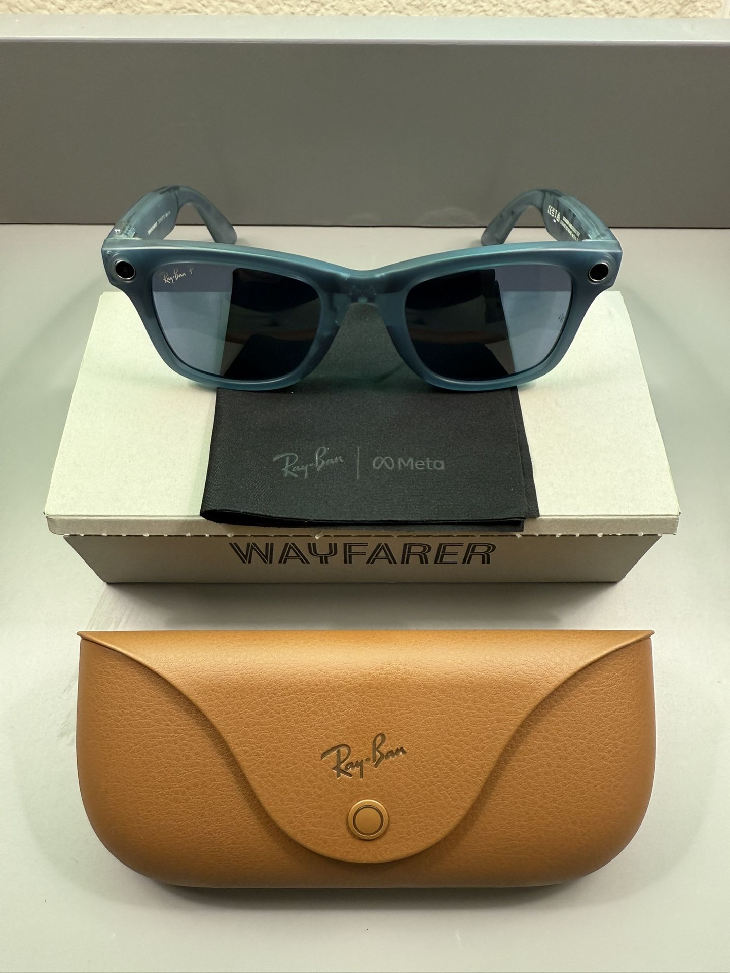Meta Raybans Polarized - Discontinued Promo - New (Open Box)