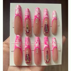 Exclusive Press Ons!