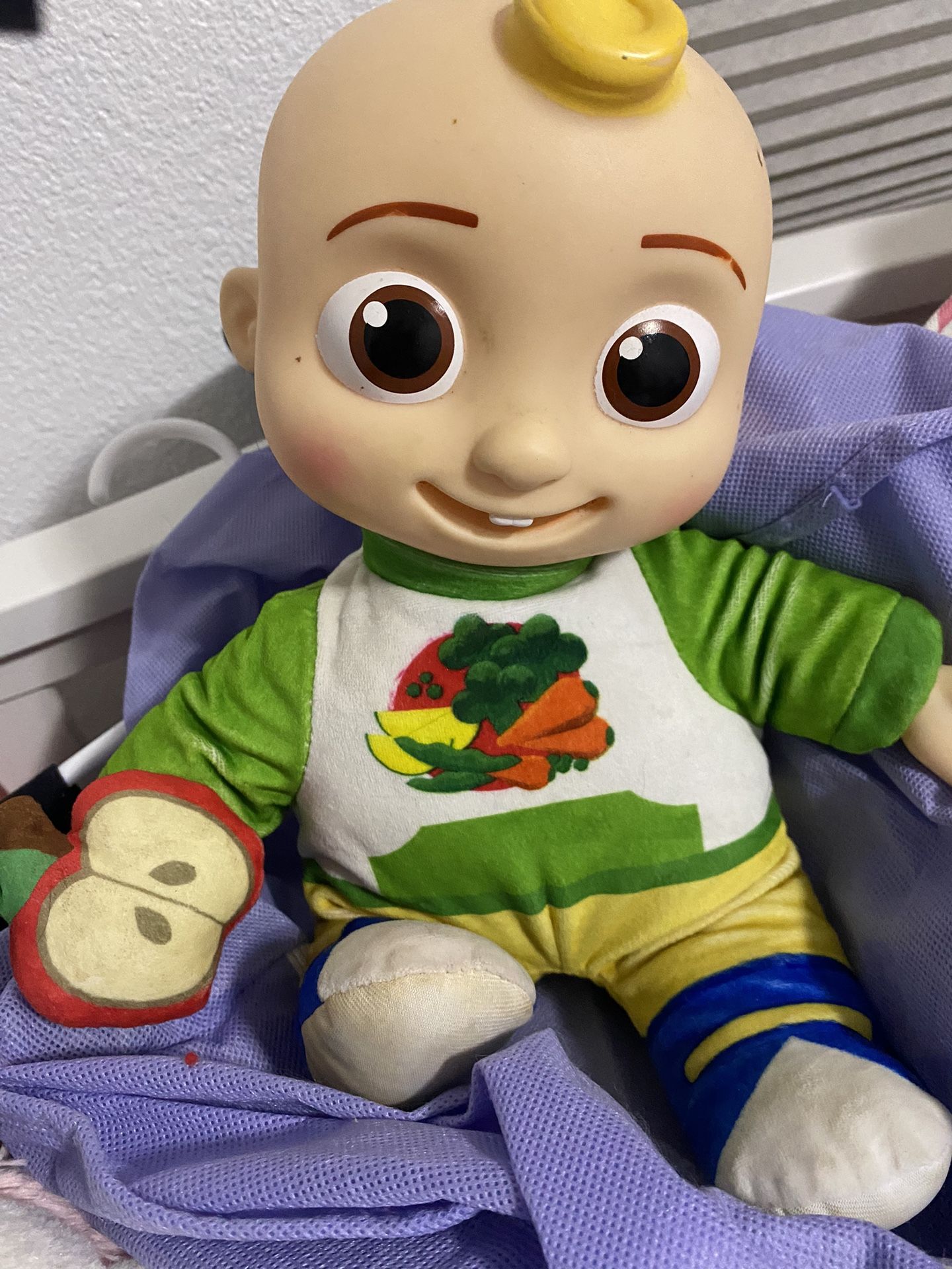 Cocomelon Talking/singing Doll $10!like New