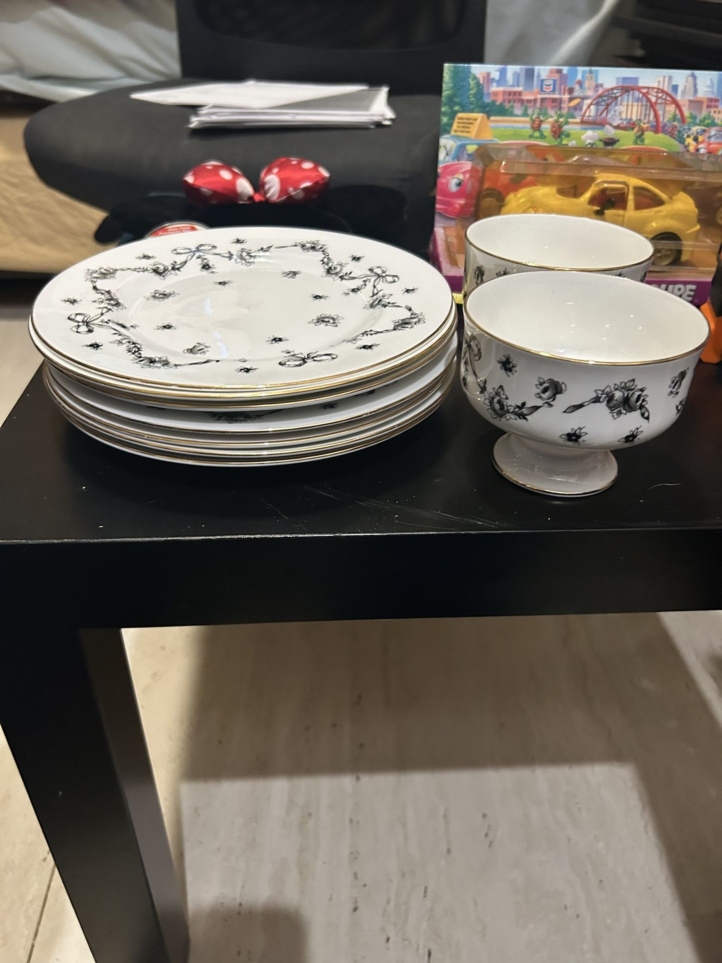 Vintage Royal Victoria Fine Bone China Bowls And 8" Plate White Black Floral Bow