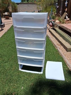 Storage Containers and dish rack