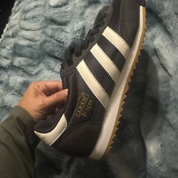 New Adidas Dragon Men’s 8 $80