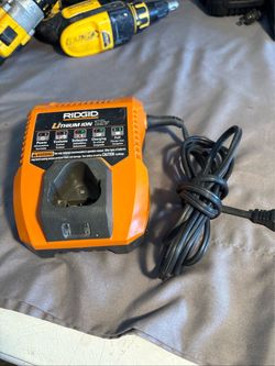 Ridgid R86049 12V Lithium-Ion Battery Charger 1(contact info removed)1 Power Tools Corded