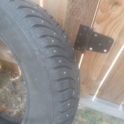 Laufenn Fit Ice Studded Snow Tires (4)