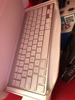 Apple keyboard